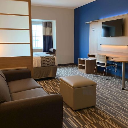 Microtel Inn & Suites By Wyndham Fountain Fort Carson Экстерьер фото