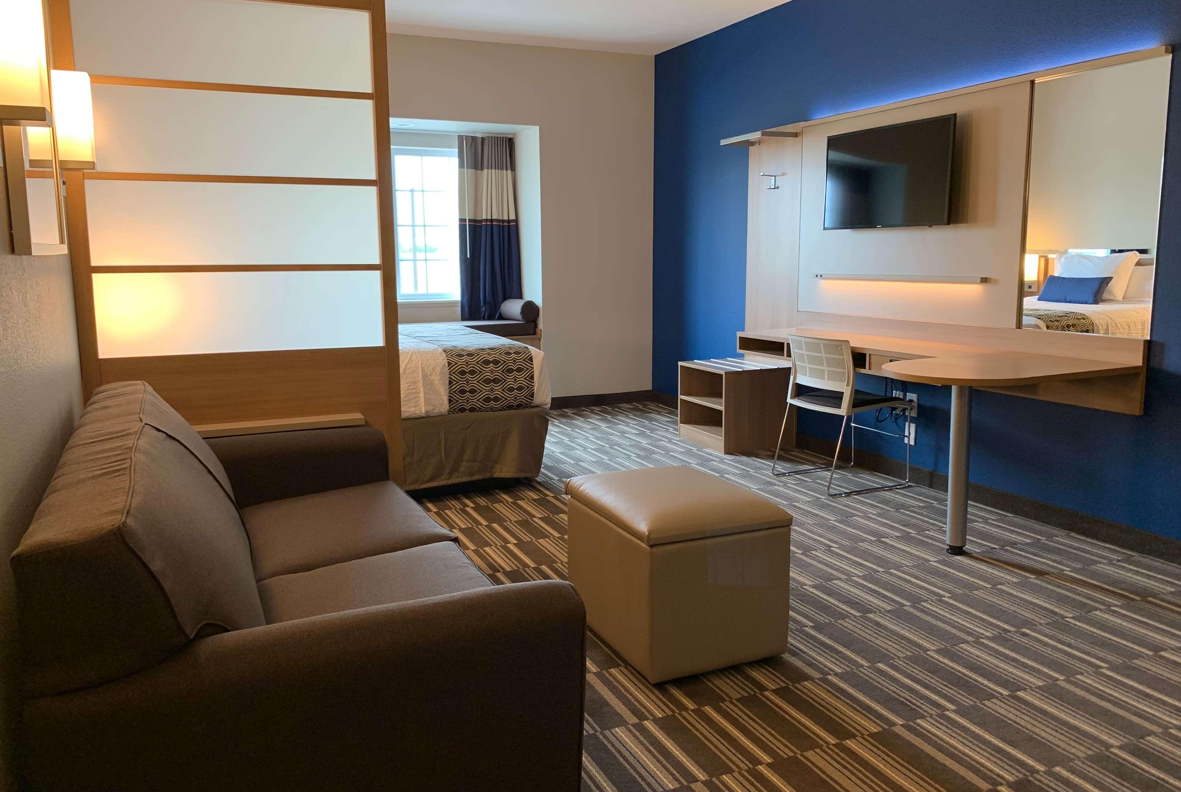 Microtel Inn & Suites By Wyndham Fountain Fort Carson Экстерьер фото