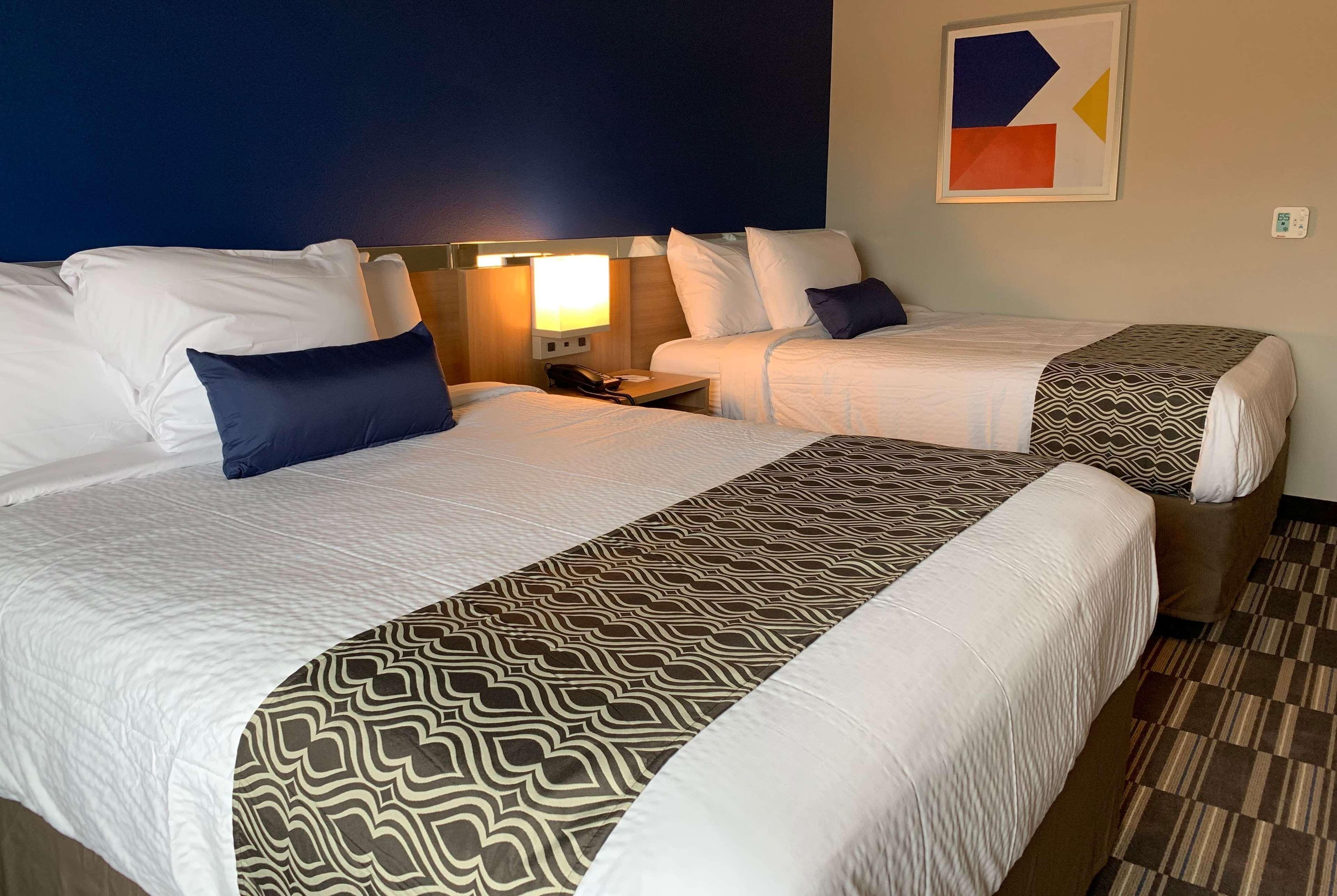 Microtel Inn & Suites By Wyndham Fountain Fort Carson Экстерьер фото